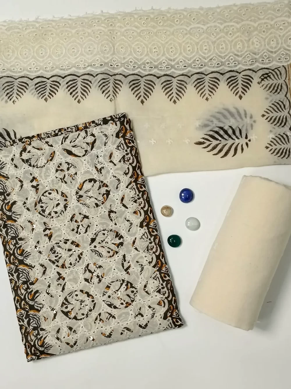 Ivory & Coffee Brown