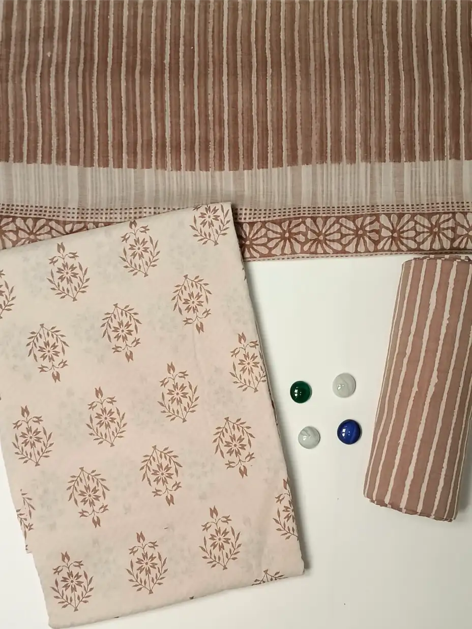 Off White & Beige (3)